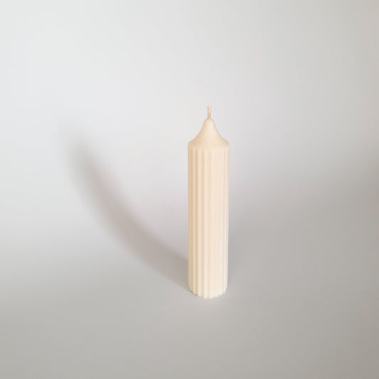 Long ribbed candle