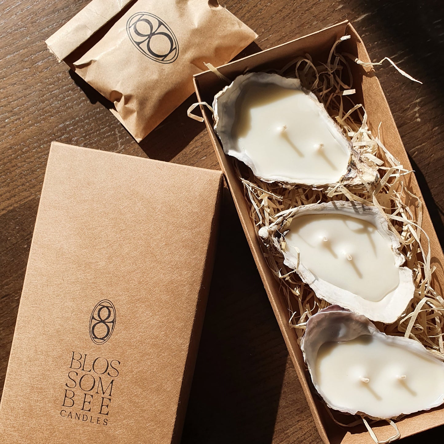 Oyster shell candle - natural
